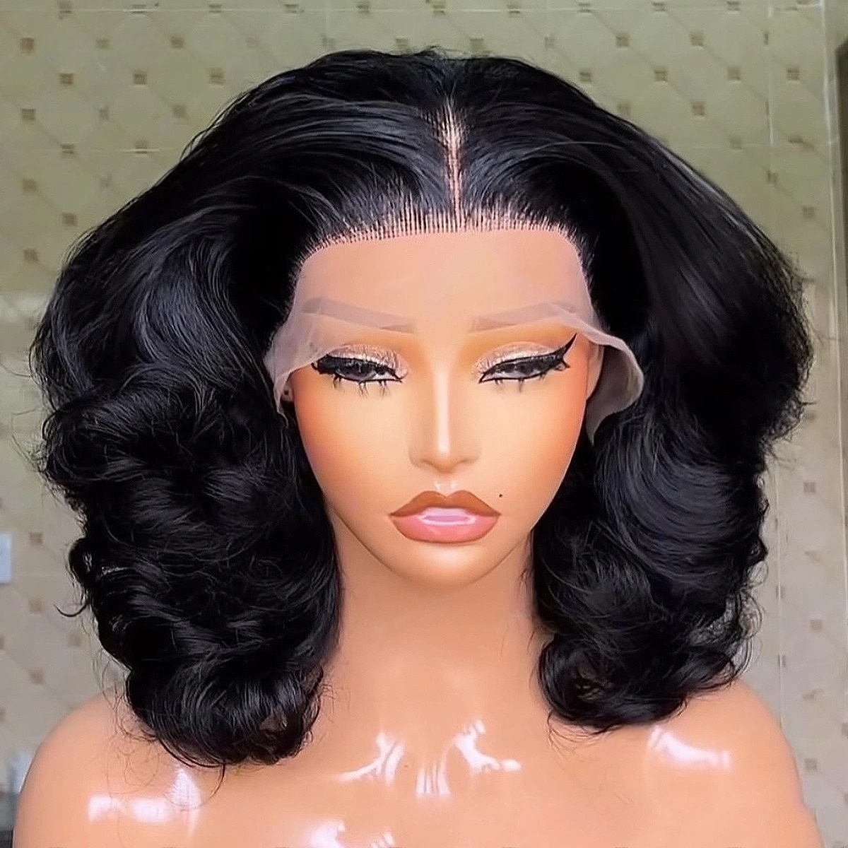 Zwarte korte bob pruik met bod - Pre Parted 13X4 Lace Front Bob Wig recensie en prijs